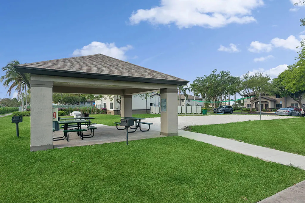 Running Brook Apartments covered picnic pavilion